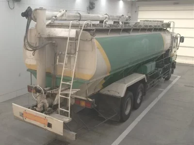 Isuzu TRUCK