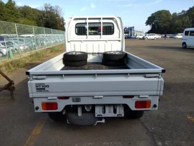 Nissan CLIPPER TRUCK