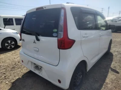 Mitsubishi EK WAGON