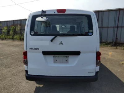 Mitsubishi DELICA