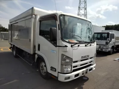 Isuzu ELF