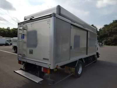 Isuzu ELF