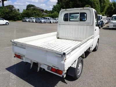 Nissan CLIPPER TRUCK