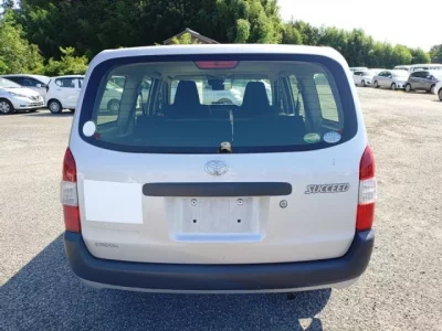 Toyota SUCCEED