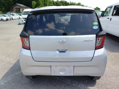 Daihatsu MIRA E S