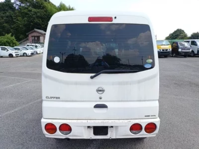 Nissan CLIPPER VAN