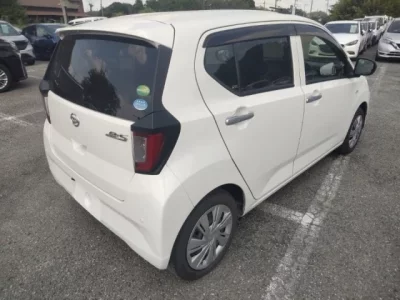 Daihatsu MIRA E S