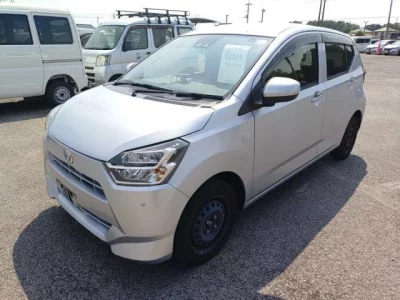 Daihatsu MIRA E S