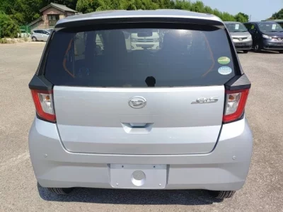 Daihatsu MIRA E S
