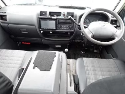 Mazda BONGO VAN
