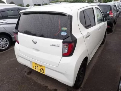 Daihatsu MIRA E S