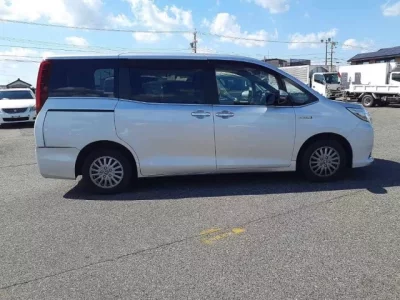 Toyota ESQUIRE