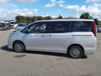 Toyota ESQUIRE