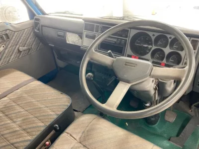 Mazda TITAN