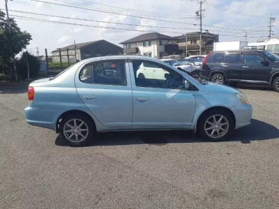 Toyota PLATZ