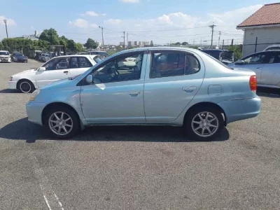 Toyota PLATZ