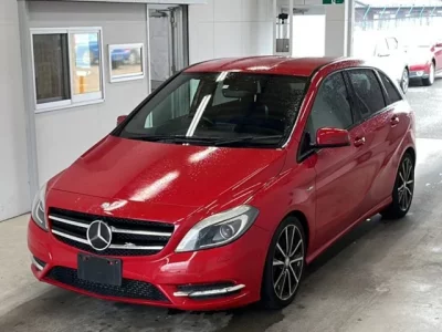 Mercedes-Benz B CLASS