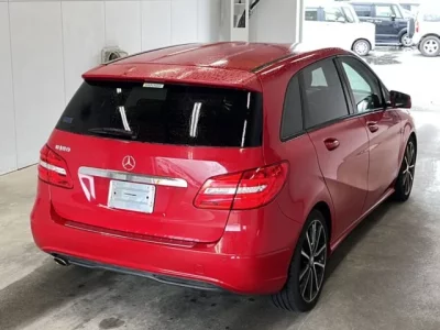Mercedes-Benz B CLASS