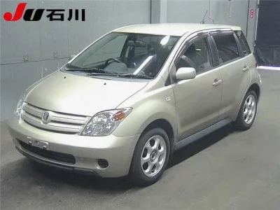 Toyota IST