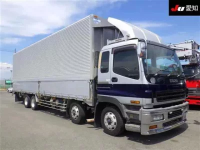 Isuzu GIGA