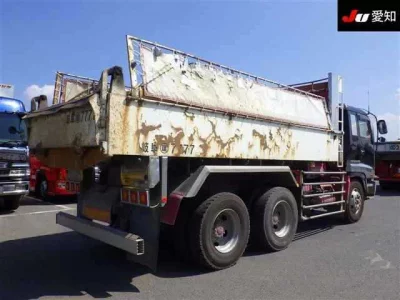 Isuzu GIGA