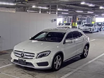 Mercedes-Benz GLA CLASS