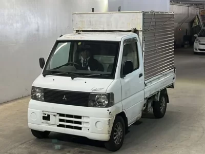 Mitsubishi MINICAB TRUCK