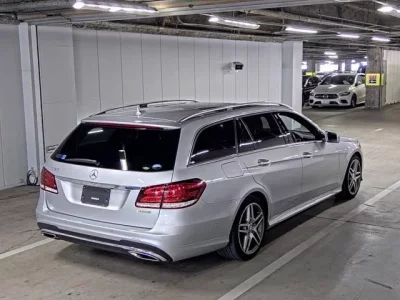 Mercedes-Benz E CLASS WAGON