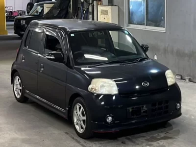 Daihatsu Esse