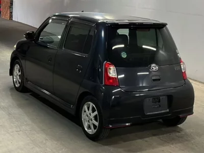 Daihatsu Esse