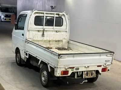 Nissan CLIPPER TRUCK