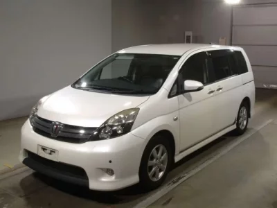 Toyota ISIS