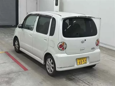 Daihatsu MOVE LATTE