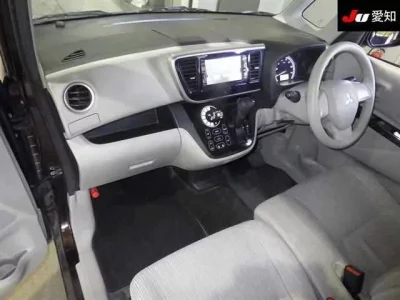 Mitsubishi EK SPACE