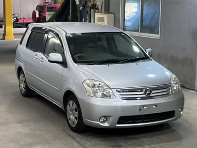 Toyota RAUM