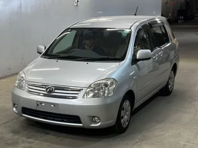Toyota RAUM