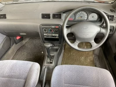 Nissan SUNNY