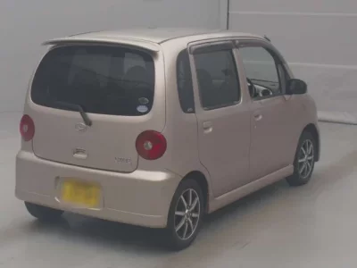 Daihatsu MOVE LATTE