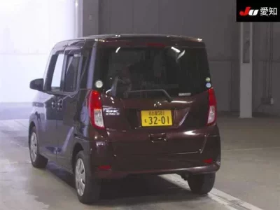 Mitsubishi EK SPACE
