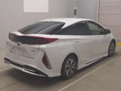 Toyota PRIUS PHV