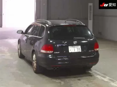 Volkswagen GOLF VARIANT