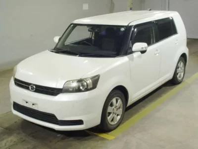 Toyota COROLLA RUMION