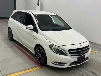 Mercedes-Benz B CLASS