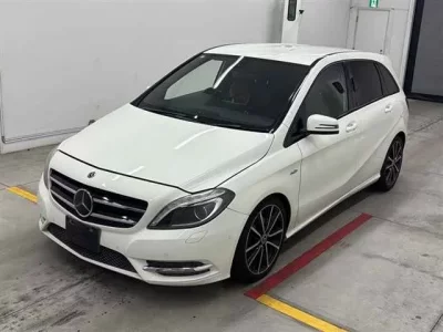 Mercedes-Benz B CLASS
