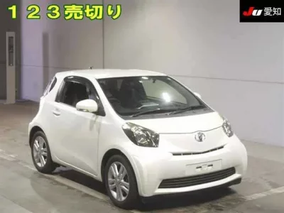 Toyota IQ