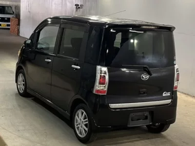 Daihatsu TANTO EXE