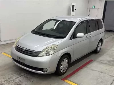 Toyota ISIS