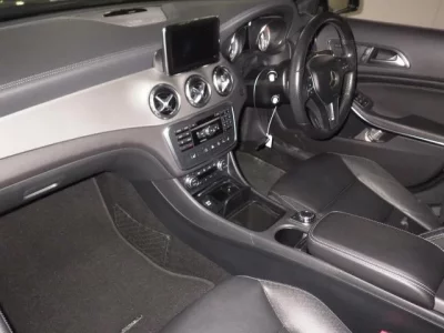 Mercedes-Benz GLA CLASS