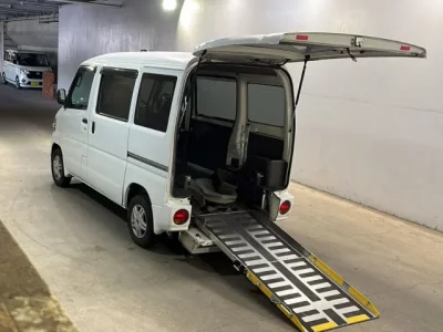 Nissan CLIPPER VAN
