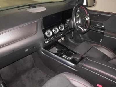 Mercedes-Benz B CLASS